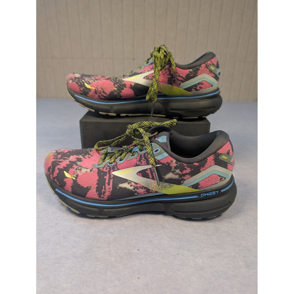 Brooks Ghost 15 Running Shoes Womens 8 Pink Black Camo Athletic Sneakers Good